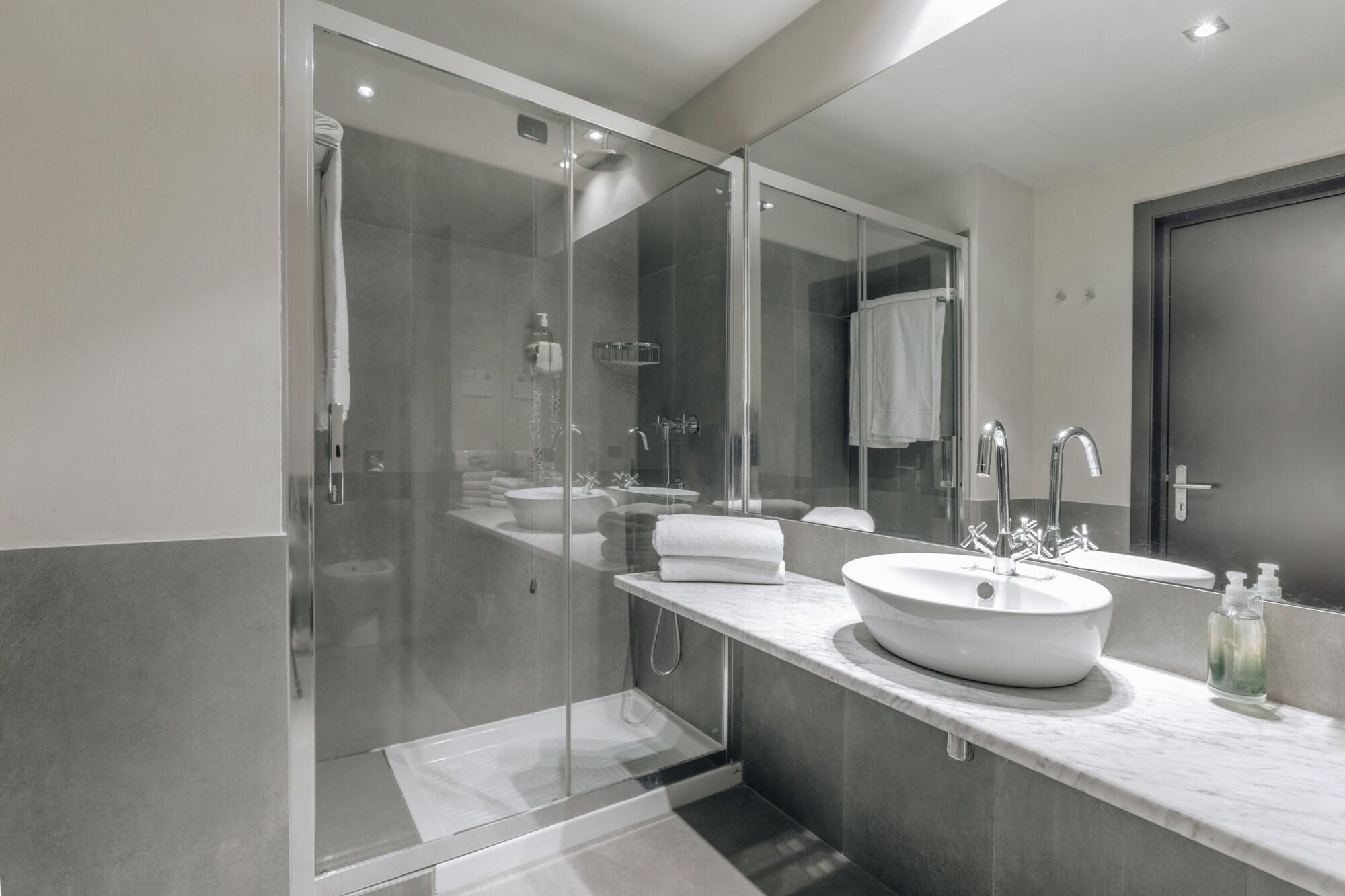 Continental Hotel 4*