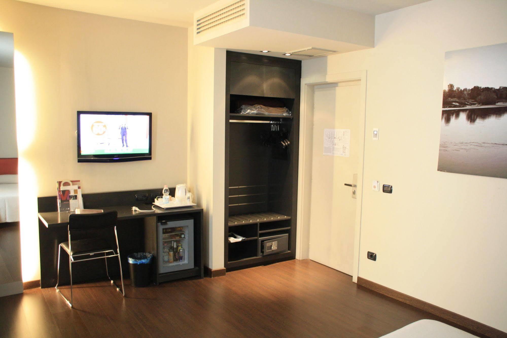Continental 4* Crémone